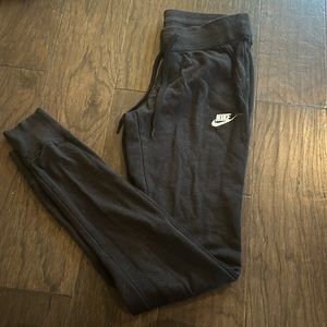 Nike skinny joggers GUC XS